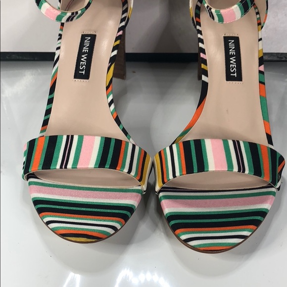 [167] Nine West Sandals White Floral  6.5 M - Picture 6 of 8